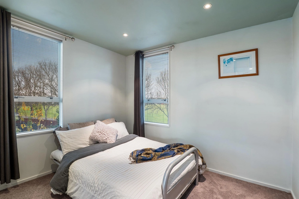 Photos of 74 Regency Crescent