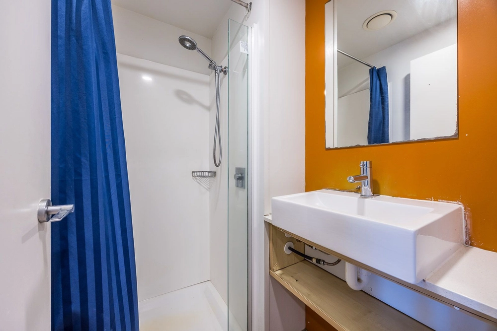 Photos of 21 Whitaker Place