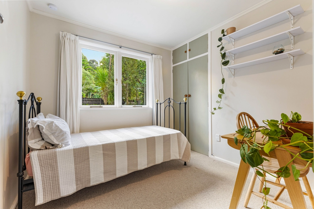 Photos of 200 Woodlands Park Road