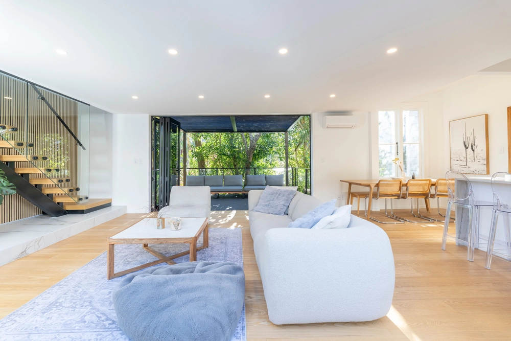 Photos of 18 Mostyn Street