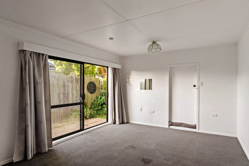 Photos of 541 Childers Road