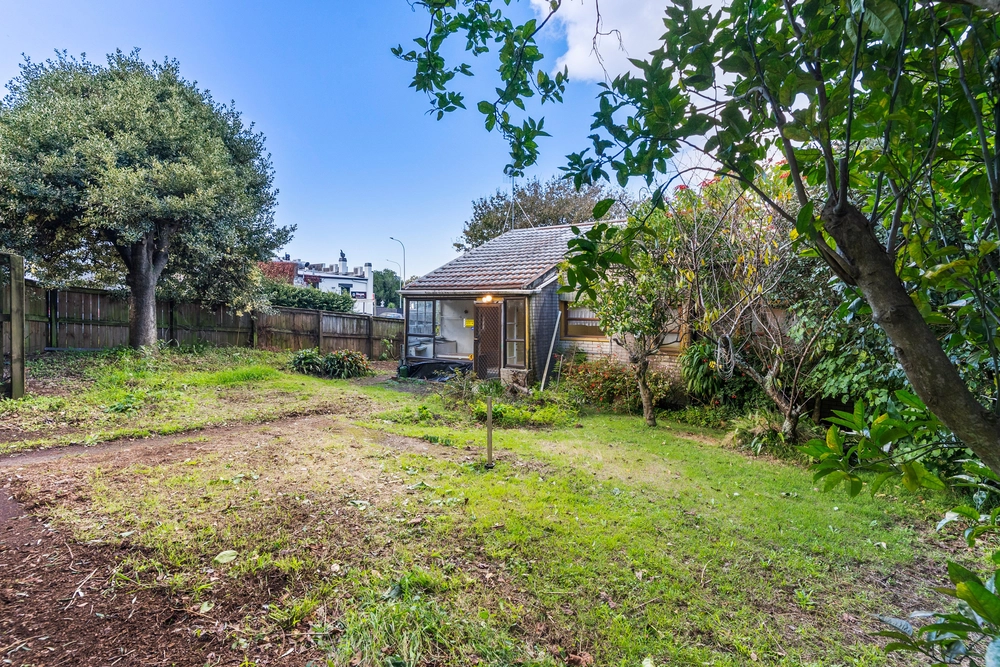 Photos of 7 Hillsborough Road