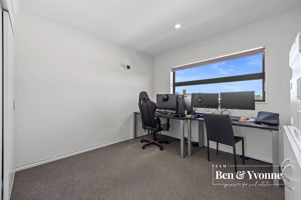 Photos of 40A Wimbledon Crescent