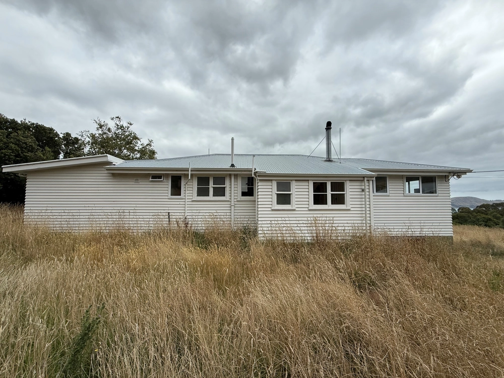 Photos of 250 Bayview Road