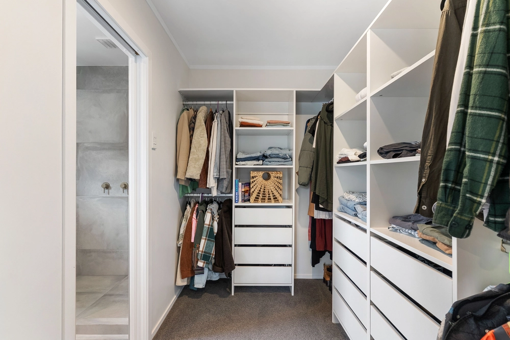 Photos of 4 Lyndhurst Street