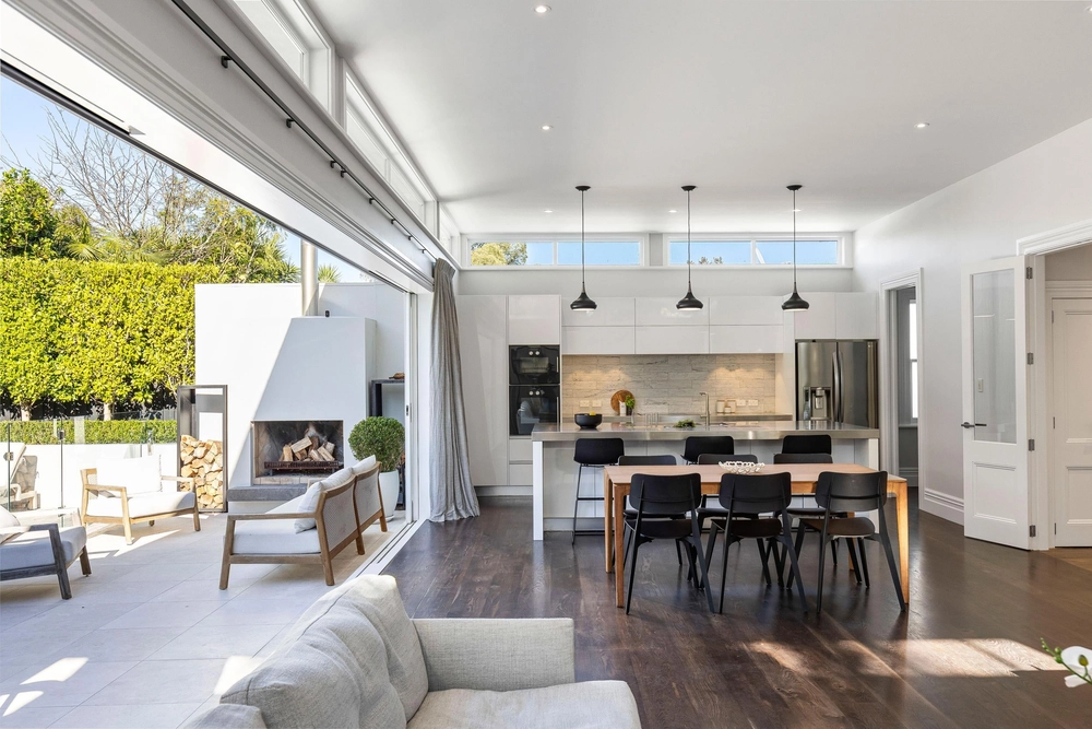 Photos of 16 Wilton Street
