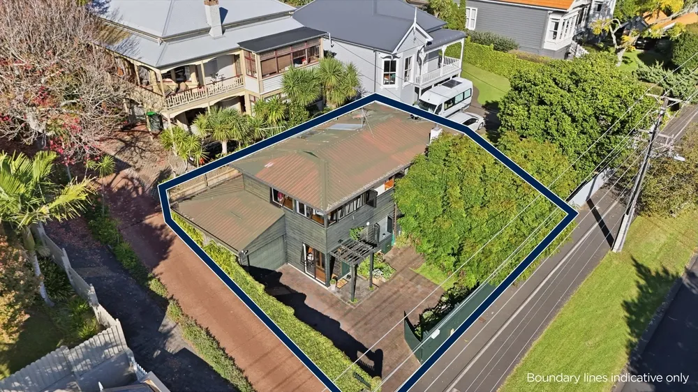 Photos of 2/32 Albert Road