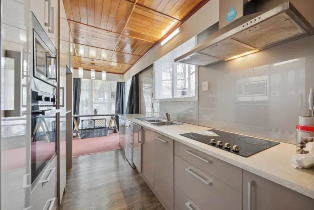 Photos of 4 Kaweka Street