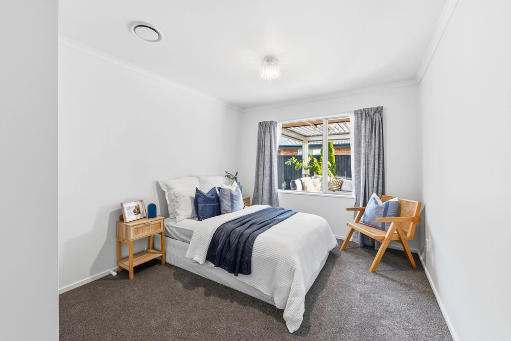 Photos of 45 Kinsella Crescent