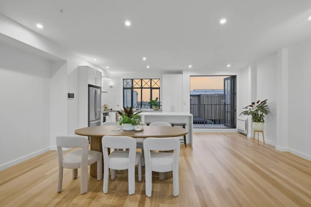 Photos of 39B St Stephens Avenue