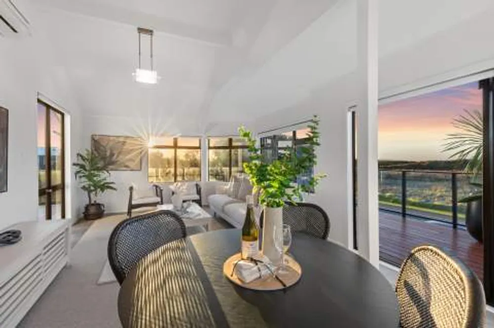 Photos of 368 Papamoa Beach Road