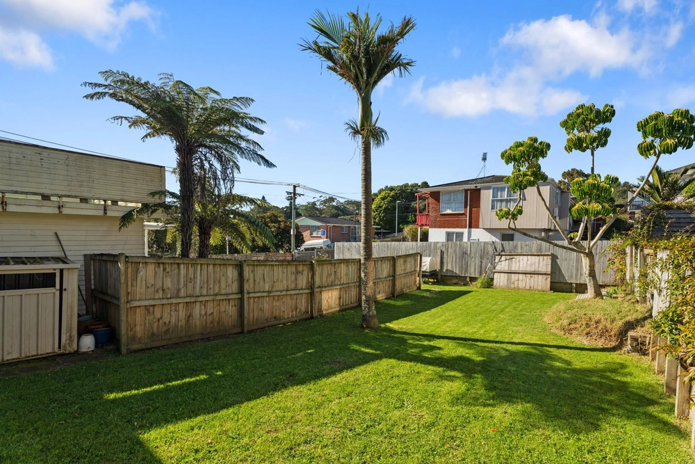 Photos of 13 Akarana Avenue