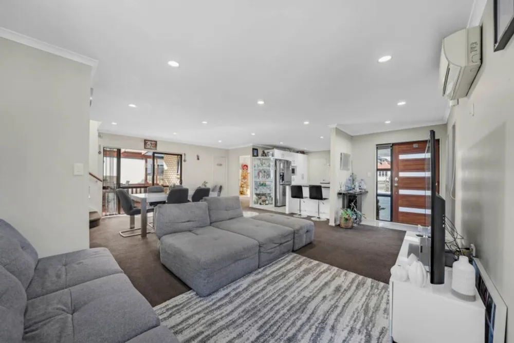 Photos of 5 Portage Road