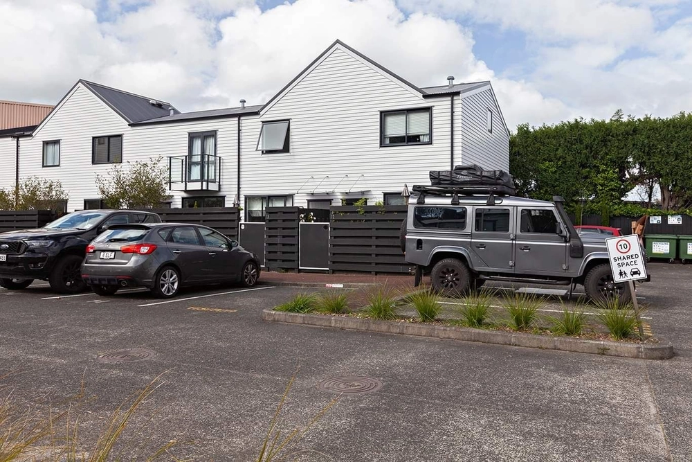 Photos of 13/955 Mount Eden Road