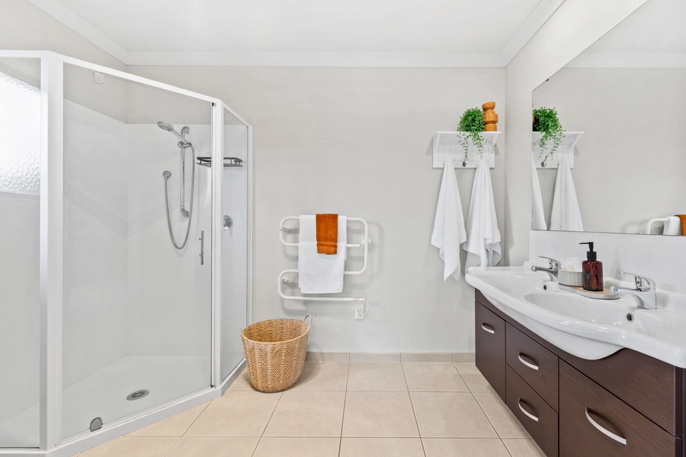 Photos of 6 Ngatiti Place