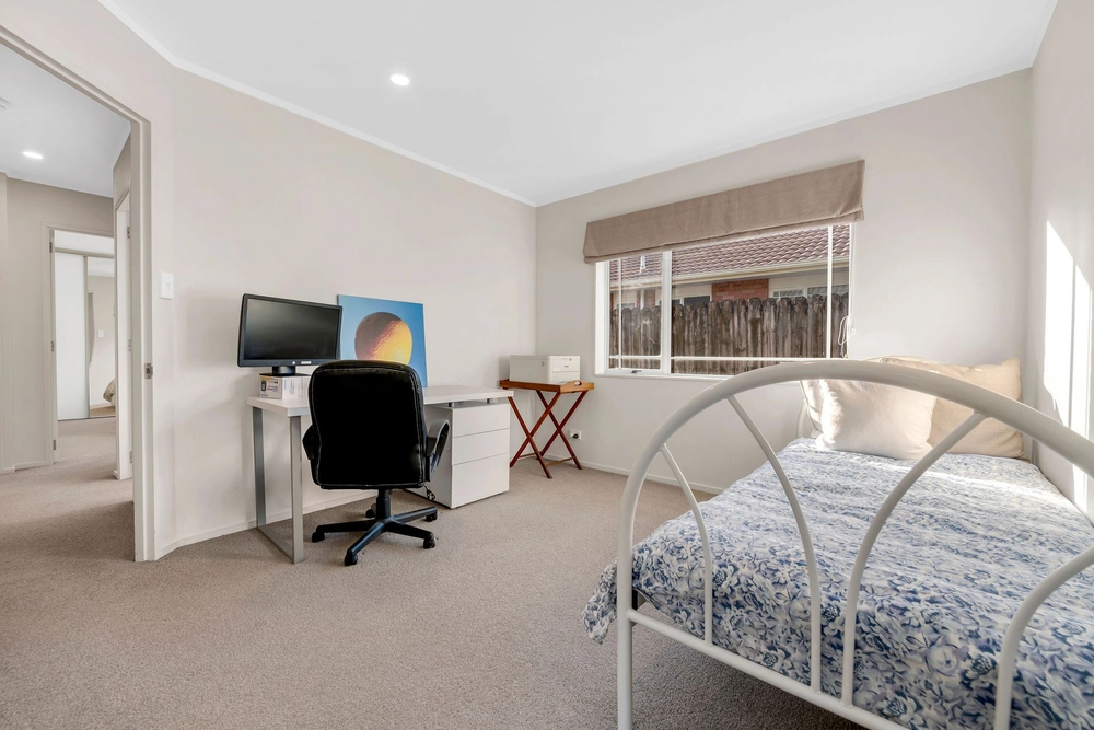 Photos of 2/32 Glanworth Place