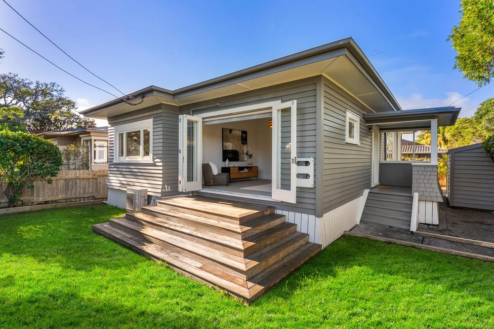 Photos of 85 Kiwi Road