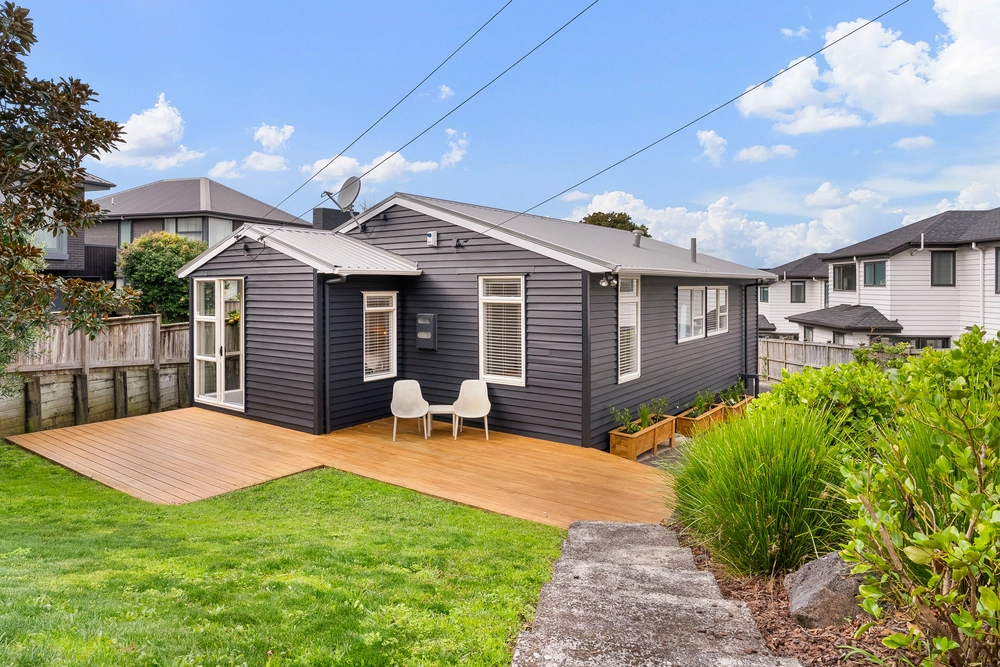Photos of 4 Lyndhurst Street