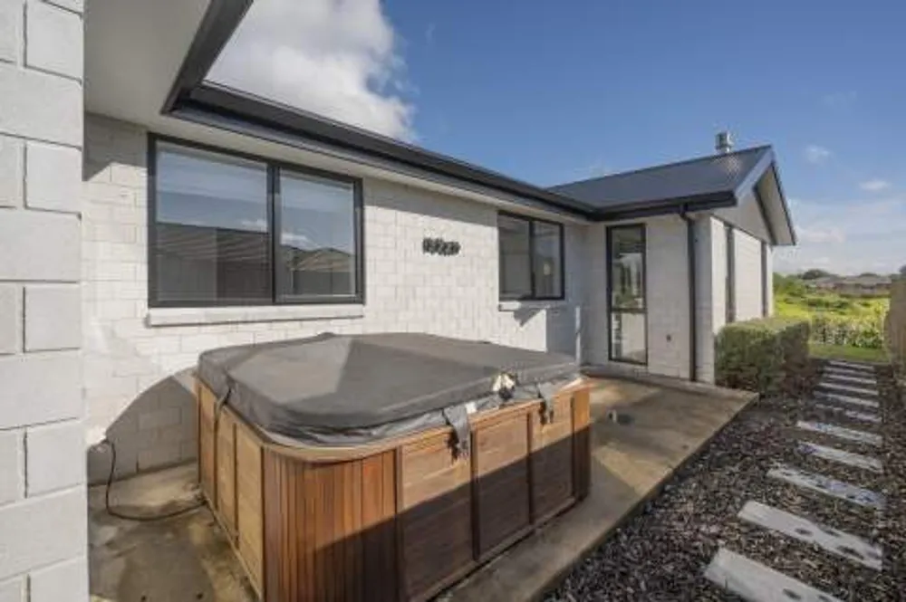 Photos of 18 Hass Drive