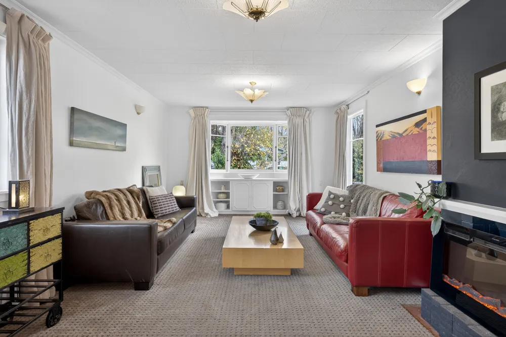 Photos of 4 Woodbridge Road
