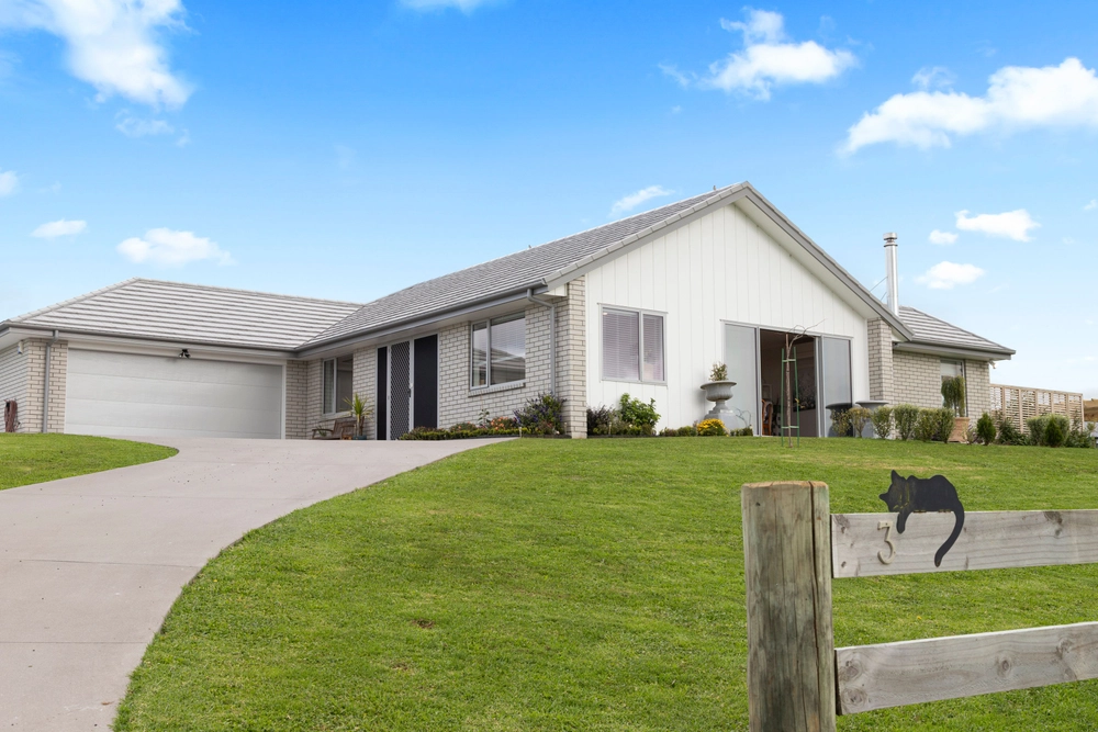 Photos of 3 Kaipo Heights Drive