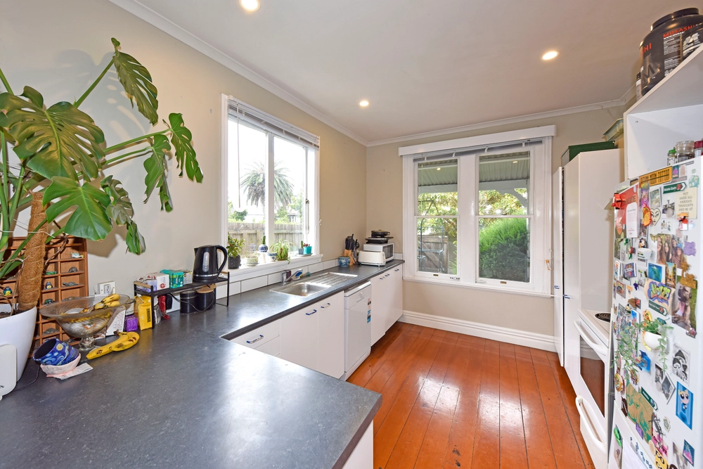 Photos of 22 Dickens Street