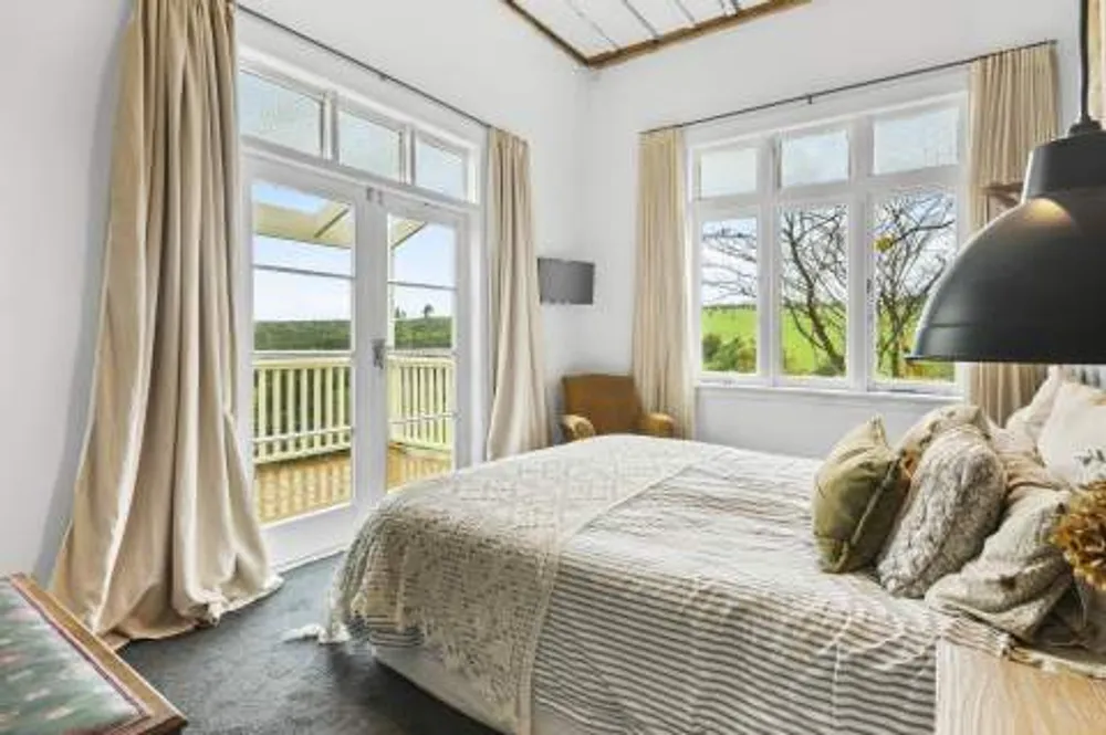 Photos of 52 Stewart Road