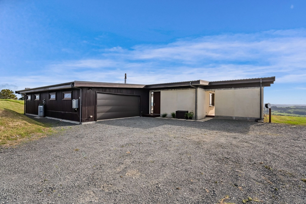 Photos of 157 McAlister Road