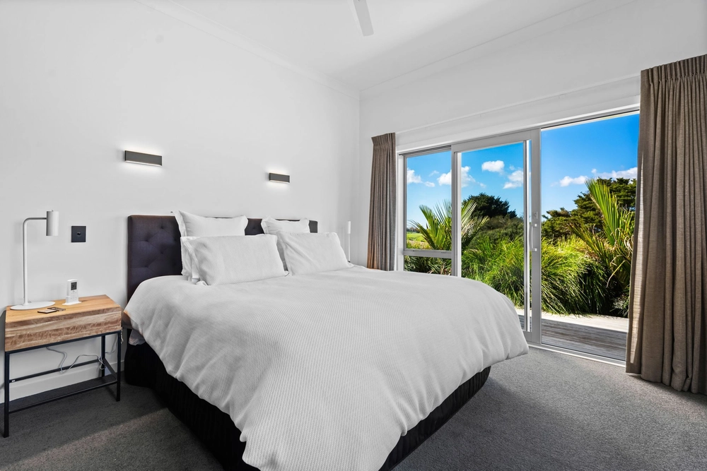 Photos of 27 Wainikau Lane