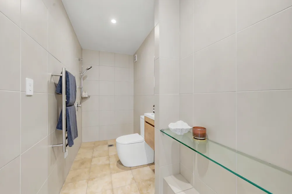 Photos of 39B St Stephens Avenue