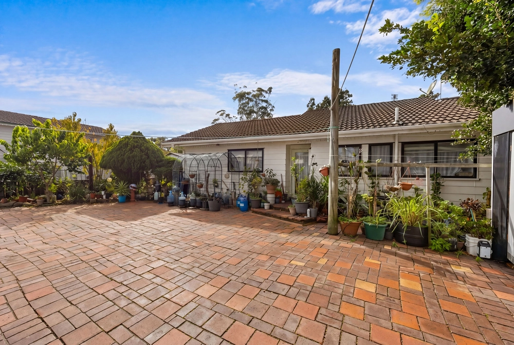 Photos of 23 Penfold Place
