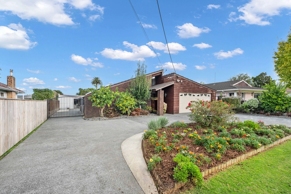 Photos of 41 Churchill Street