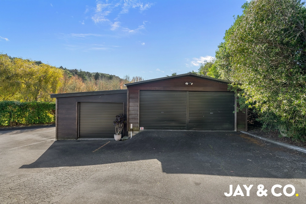 Photos of 10 Thorps Quarry Road