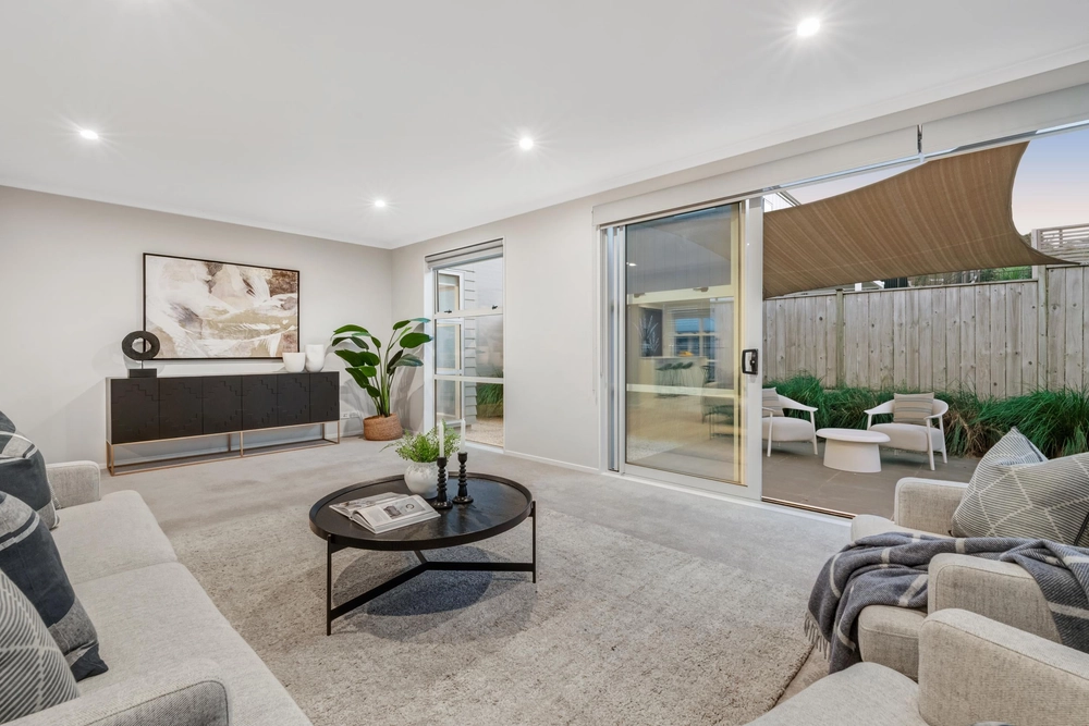 Photos of 26 Kukuwai Avenue