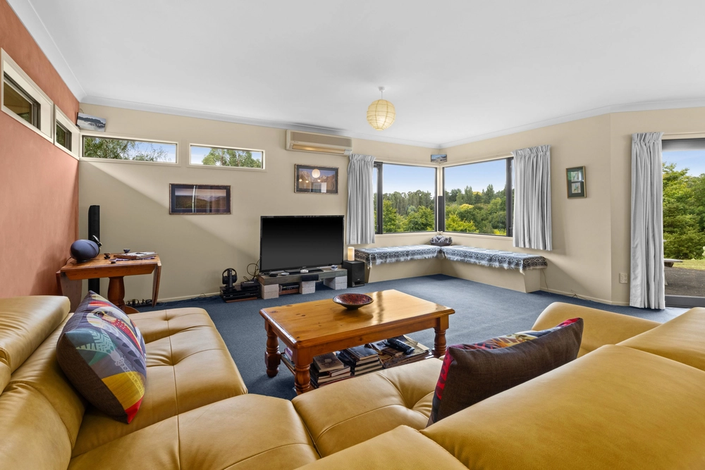 Photos of 65 Endsleigh Drive