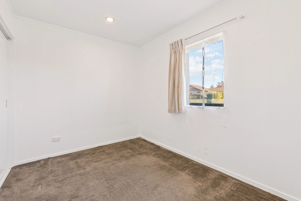 Photos of 67 Burswood Drive