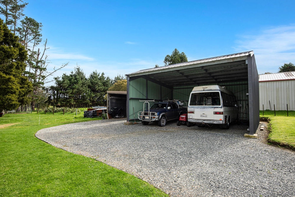 Photos of 27 Hodge Road