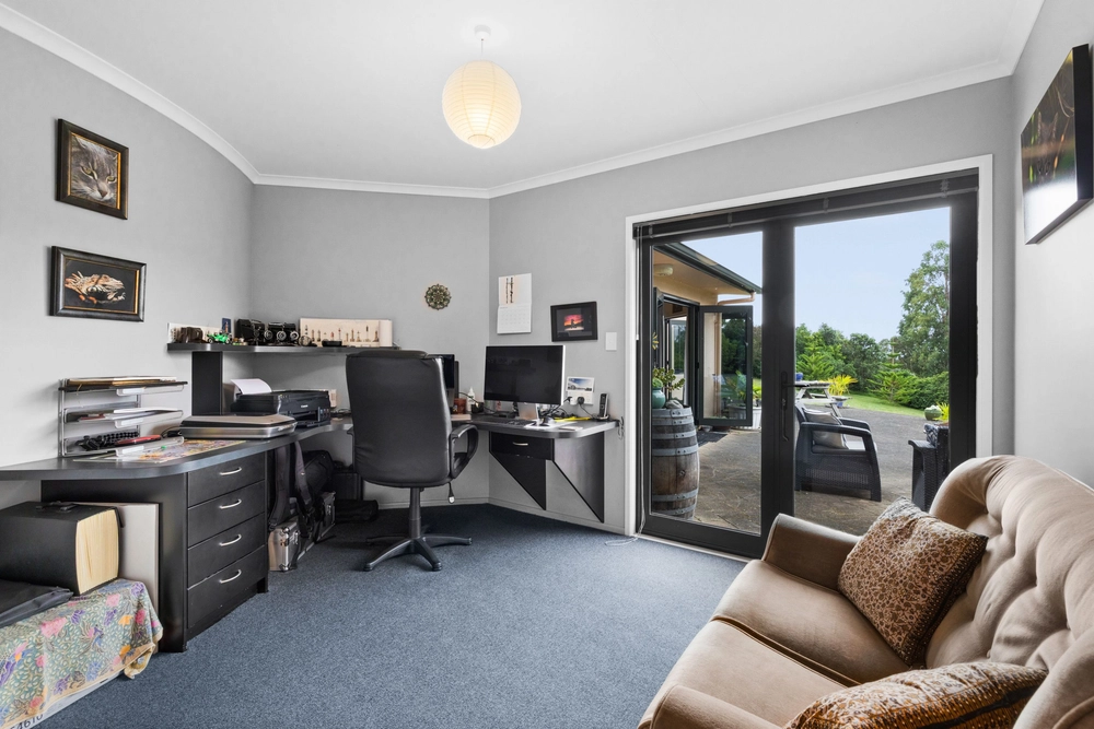 Photos of 65 Endsleigh Drive