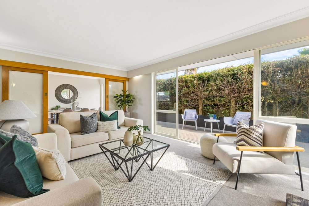 Photos of 69A Howe Street