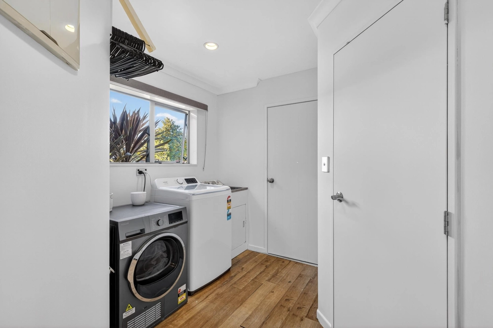 Photos of 18 Milbrook Place