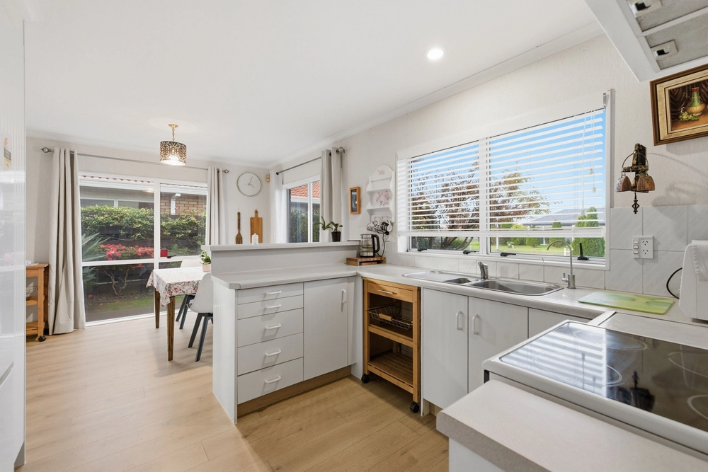Photos of 10 Russley Drive