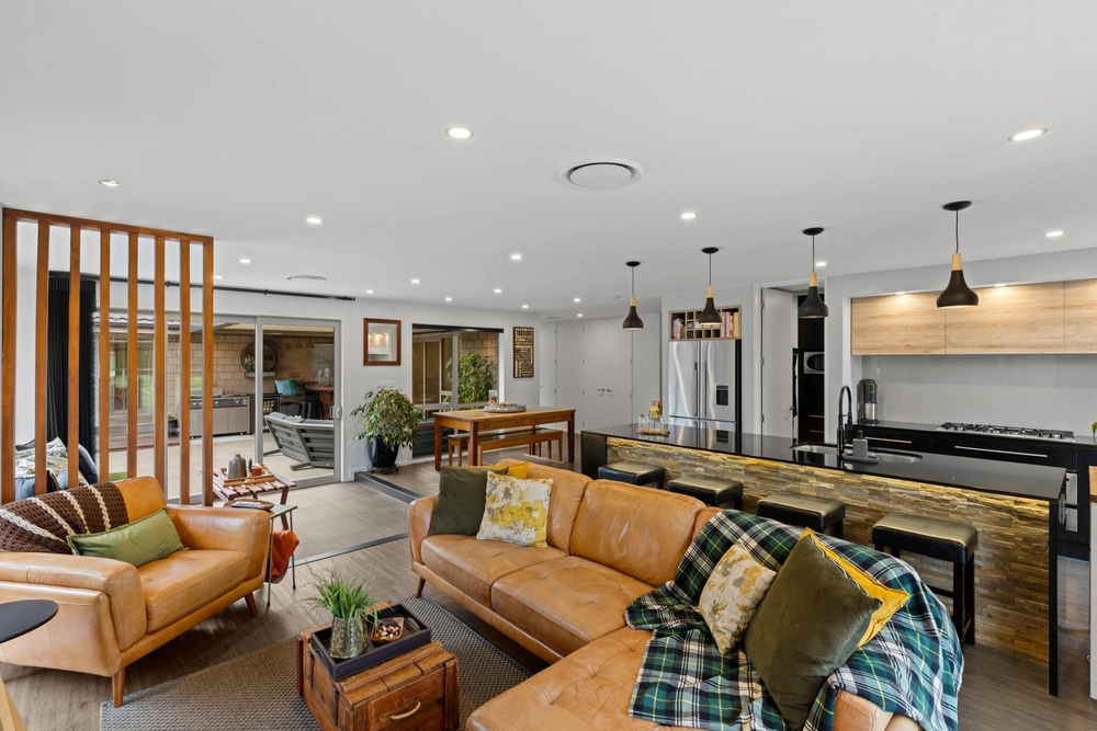 Photos of 41 Sheridan Drive