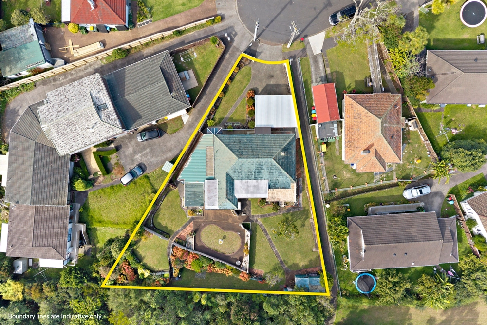 Photos of 12 Howlett Street