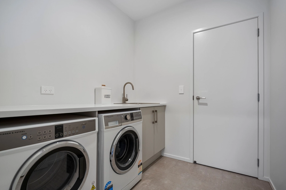 Photos of 51 Cotula Way
