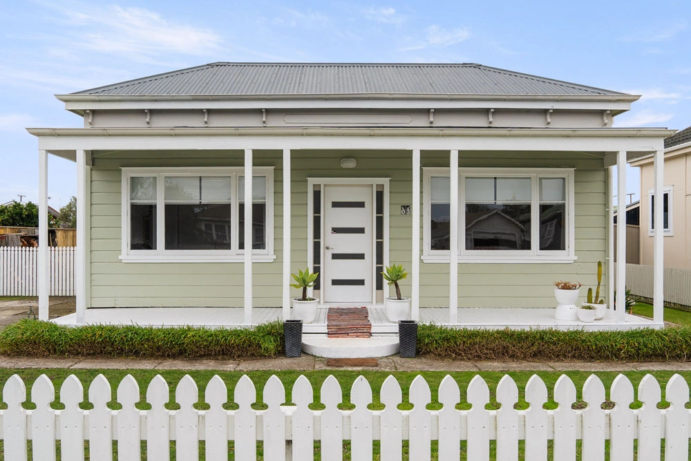 Photos of 3 Wellington Street