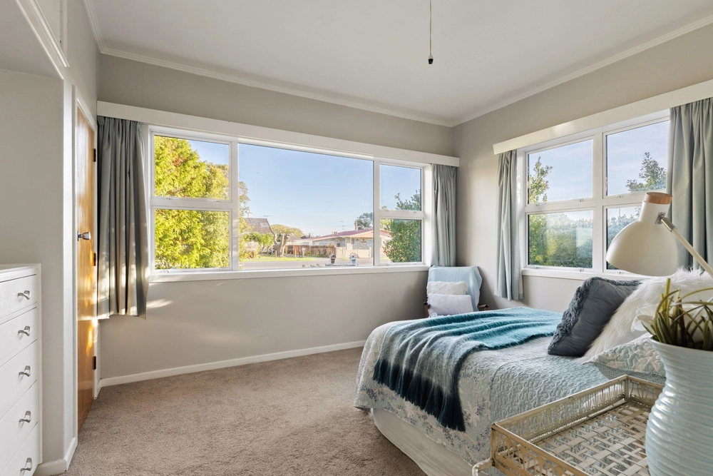 Photos of 541 Childers Road