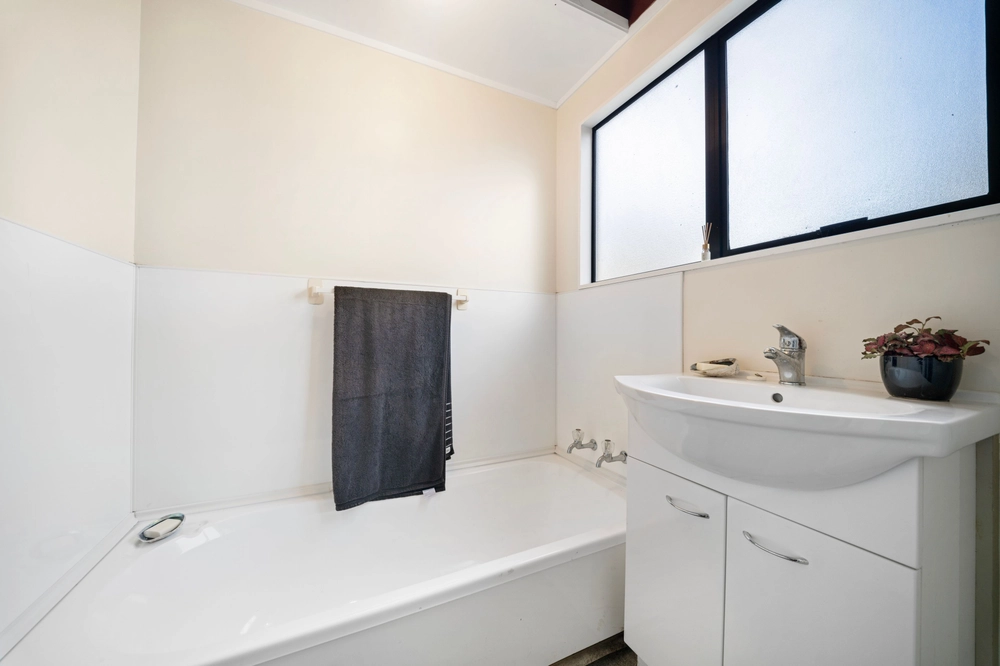 Photos of 2/43 Gardner Avenue