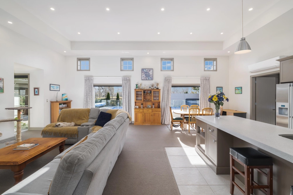 Photos of 130 Glenbogle Drive