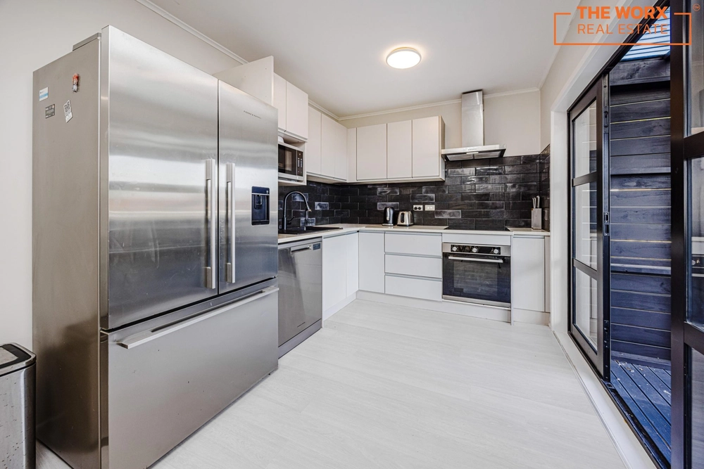 Photos of 150 Rangatira Road