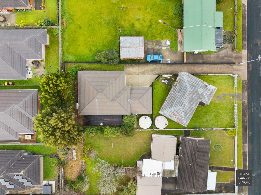 Photos of 44A Greenhaven Avenue